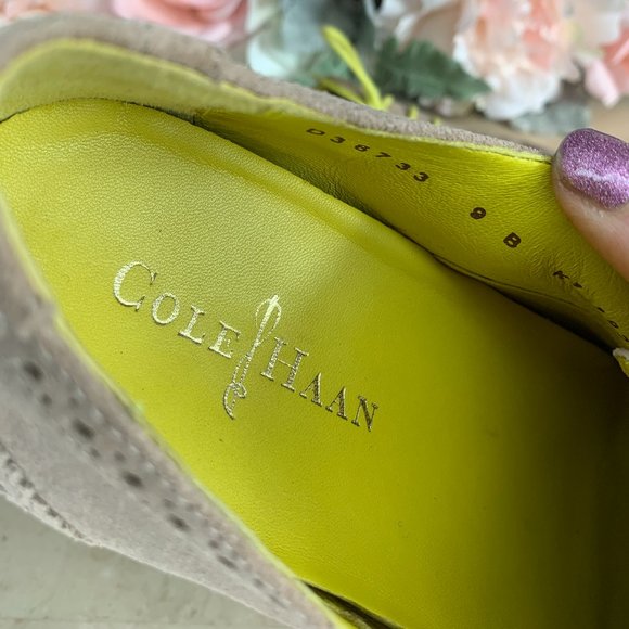Cole Haan size 9 - Picture 6 of 8